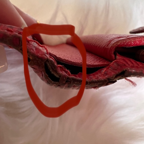 Louis Vuitton - Picture 17 of 17